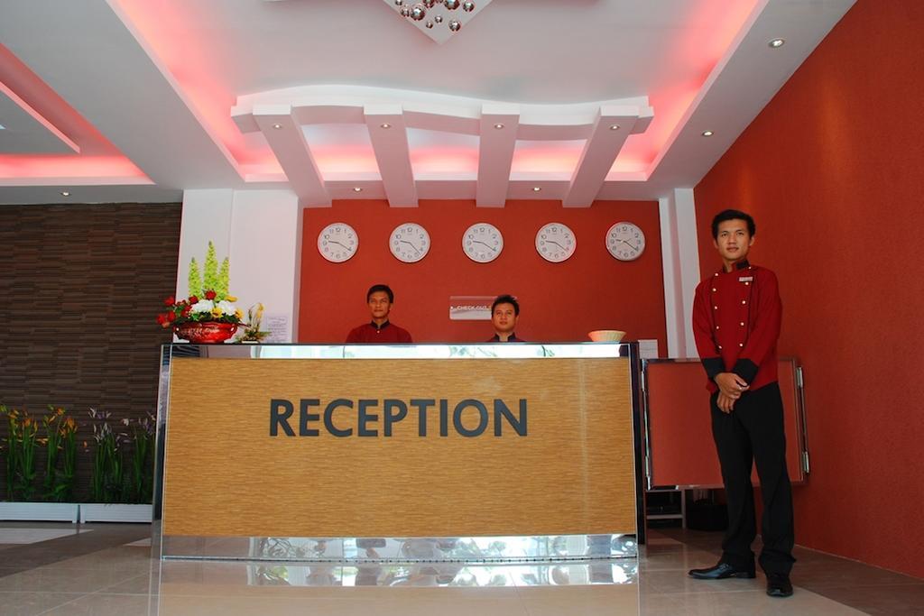Hotel 72 Γιανγκόν Εξωτερικό φωτογραφία
