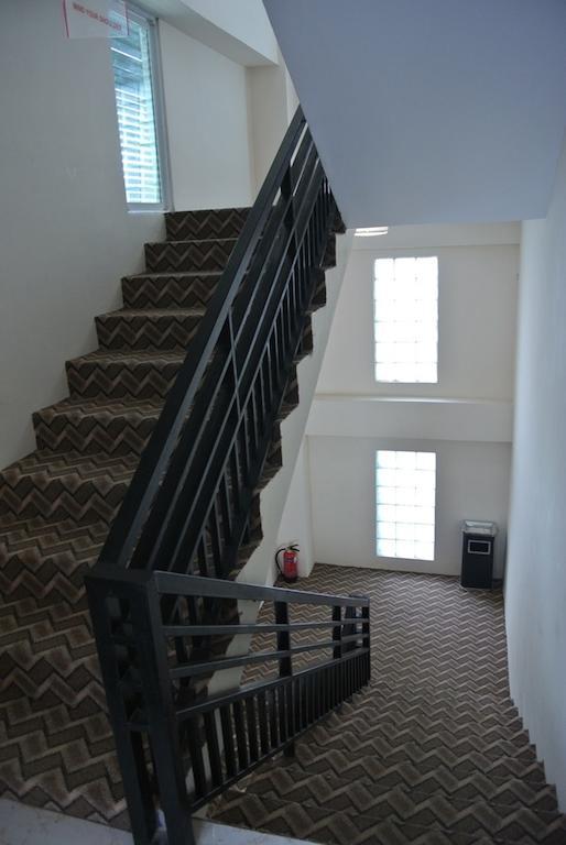 Hotel 72 Γιανγκόν Εξωτερικό φωτογραφία