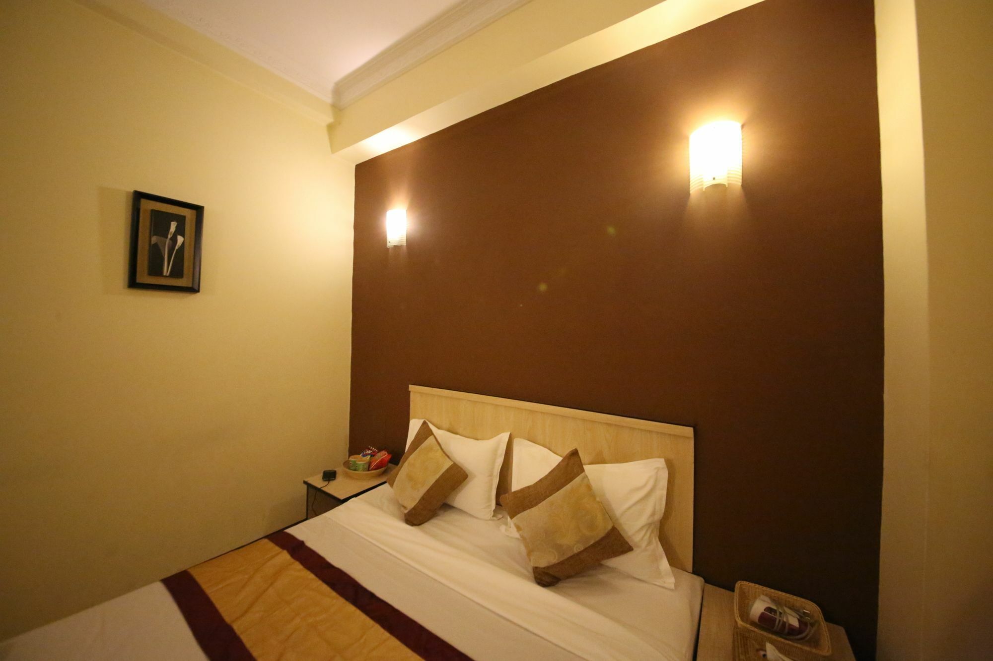 Hotel 72 Γιανγκόν Εξωτερικό φωτογραφία