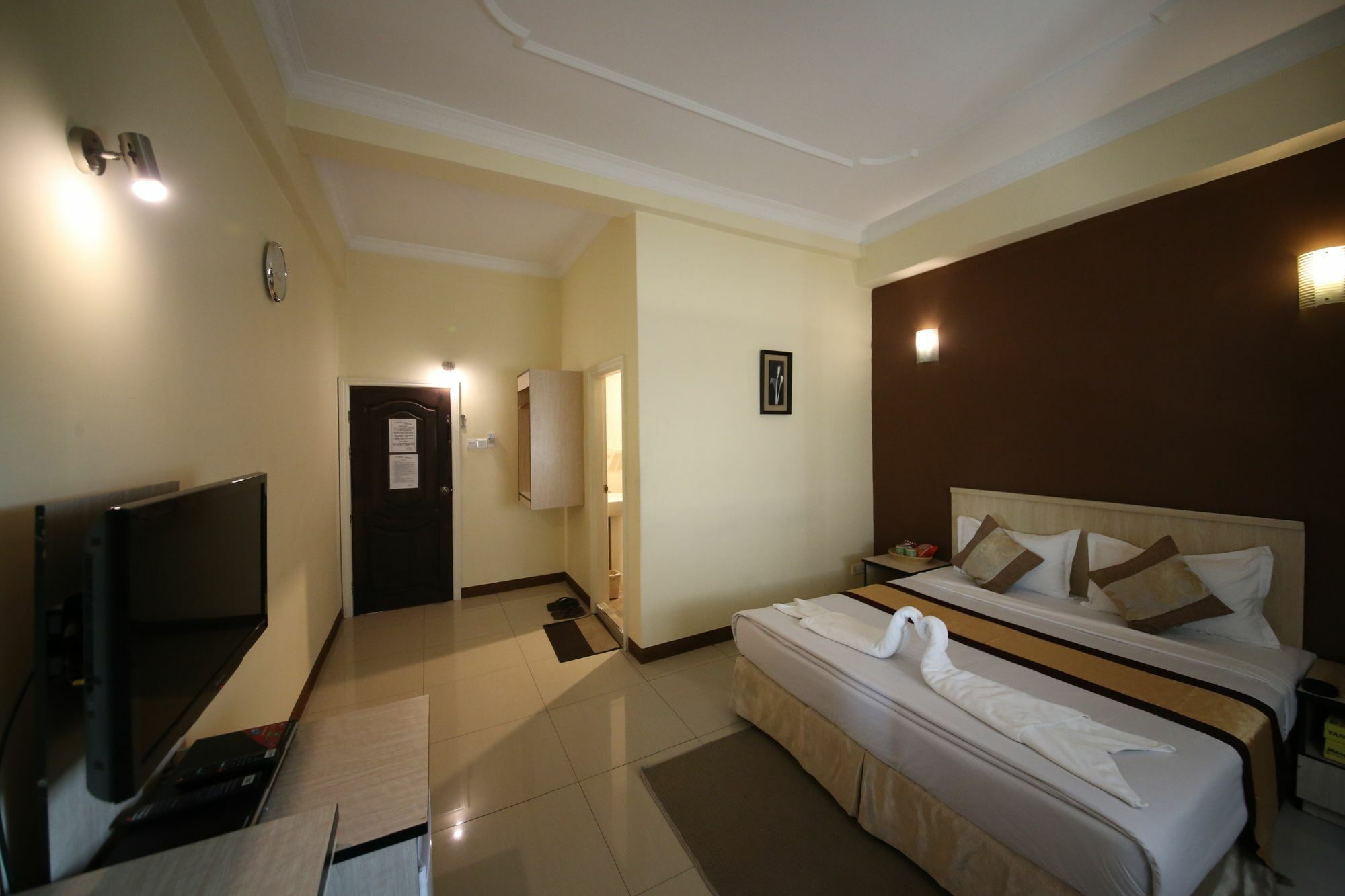 Hotel 72 Γιανγκόν Εξωτερικό φωτογραφία