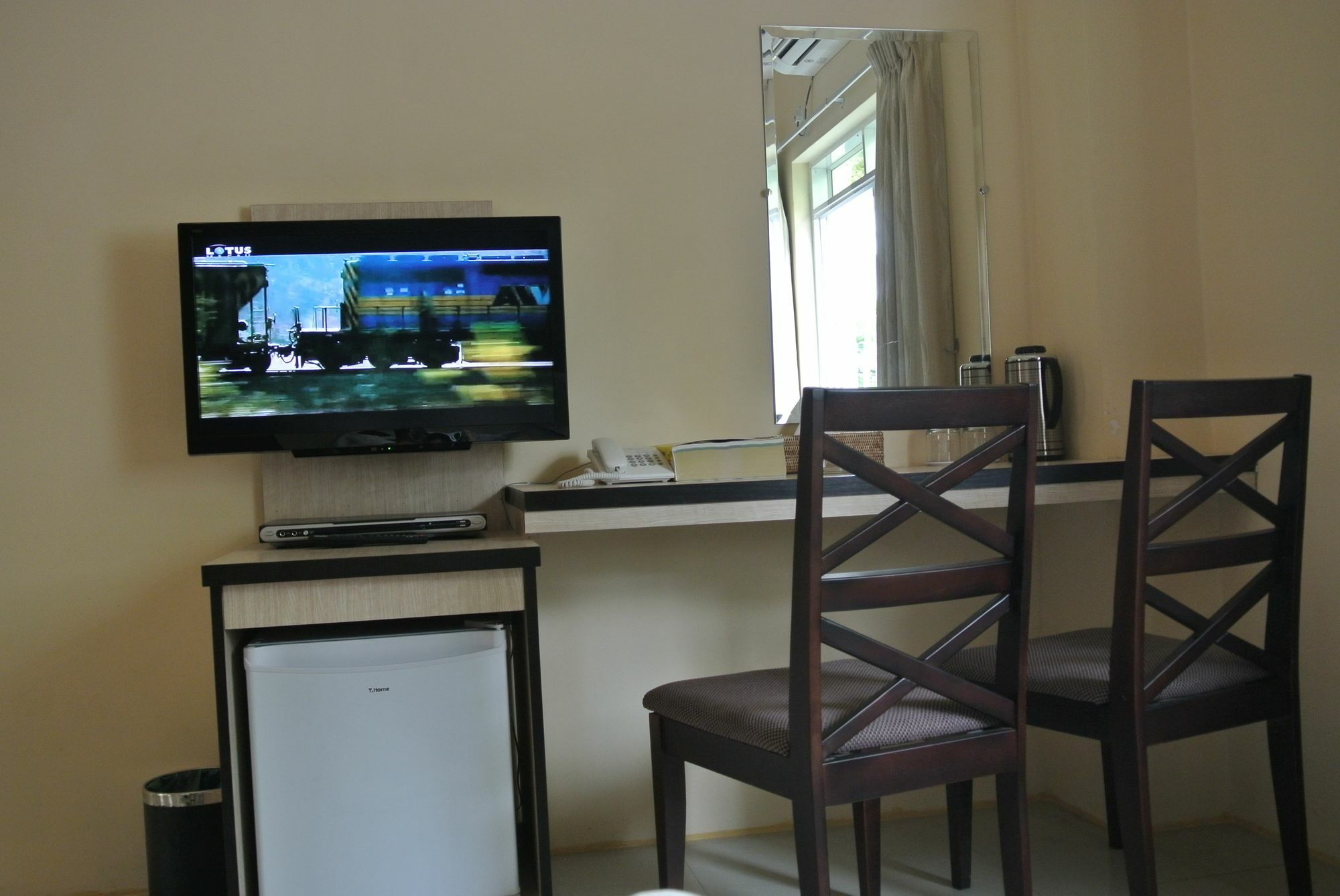 Hotel 72 Γιανγκόν Εξωτερικό φωτογραφία