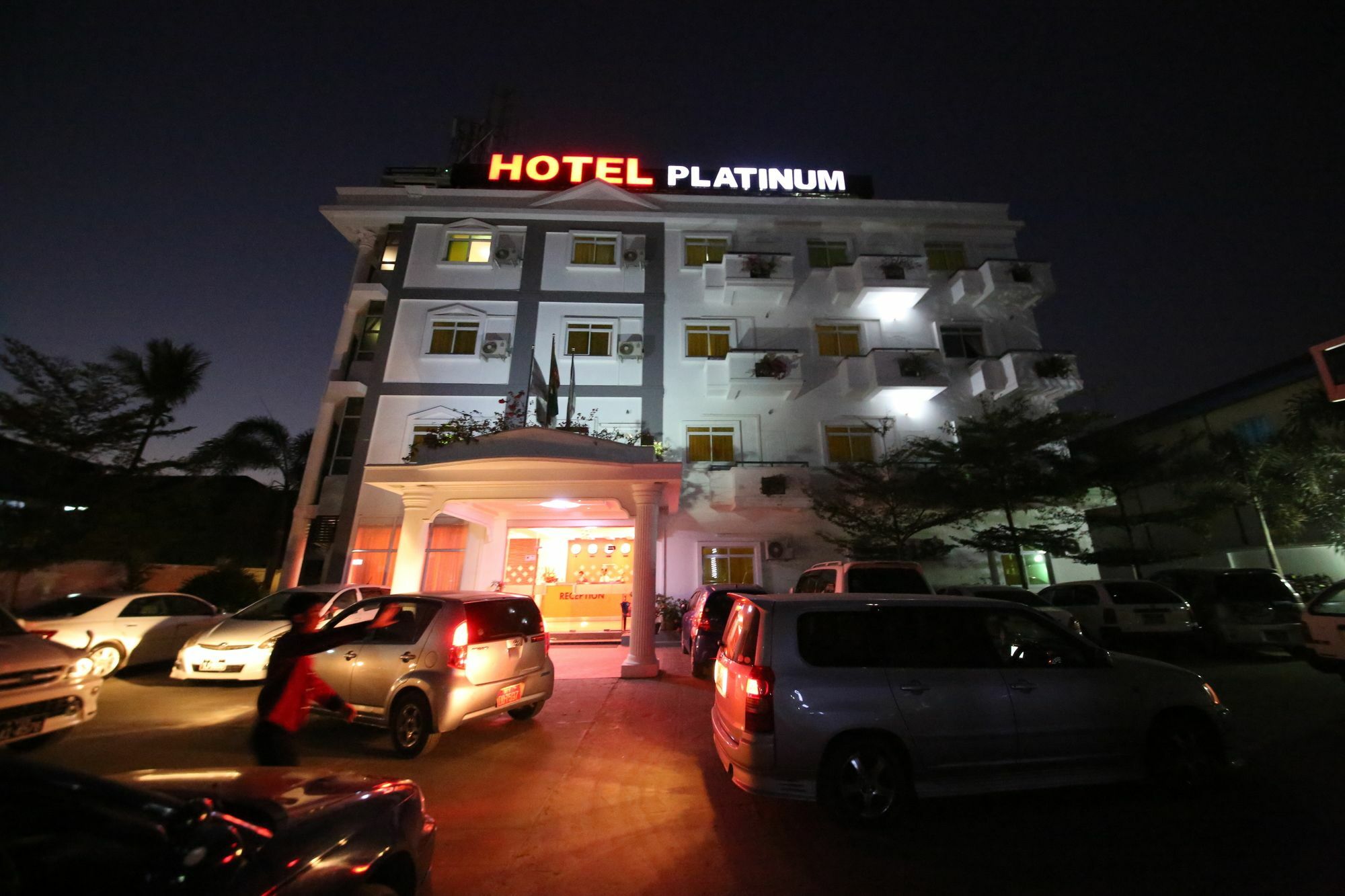 Hotel 72 Γιανγκόν Εξωτερικό φωτογραφία