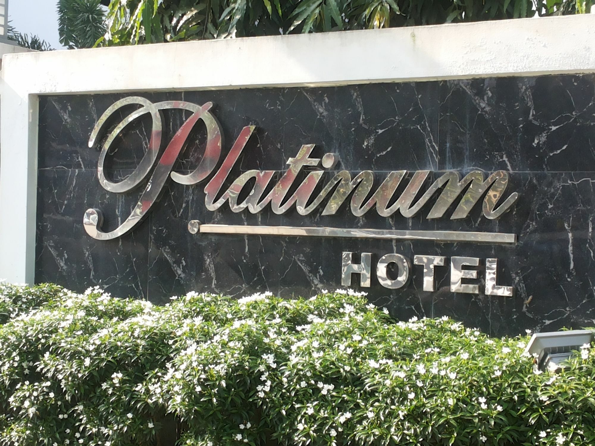 Hotel 72 Γιανγκόν Εξωτερικό φωτογραφία